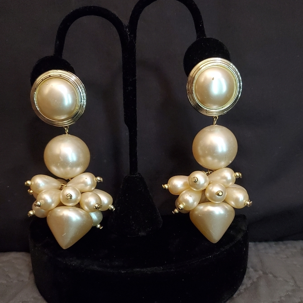 Vintage 80s Faux-Pearl Dangle Earrings